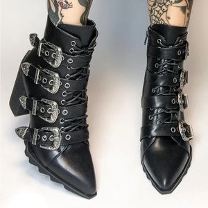 NWB Don't Even Buckle Boots from Lamoda